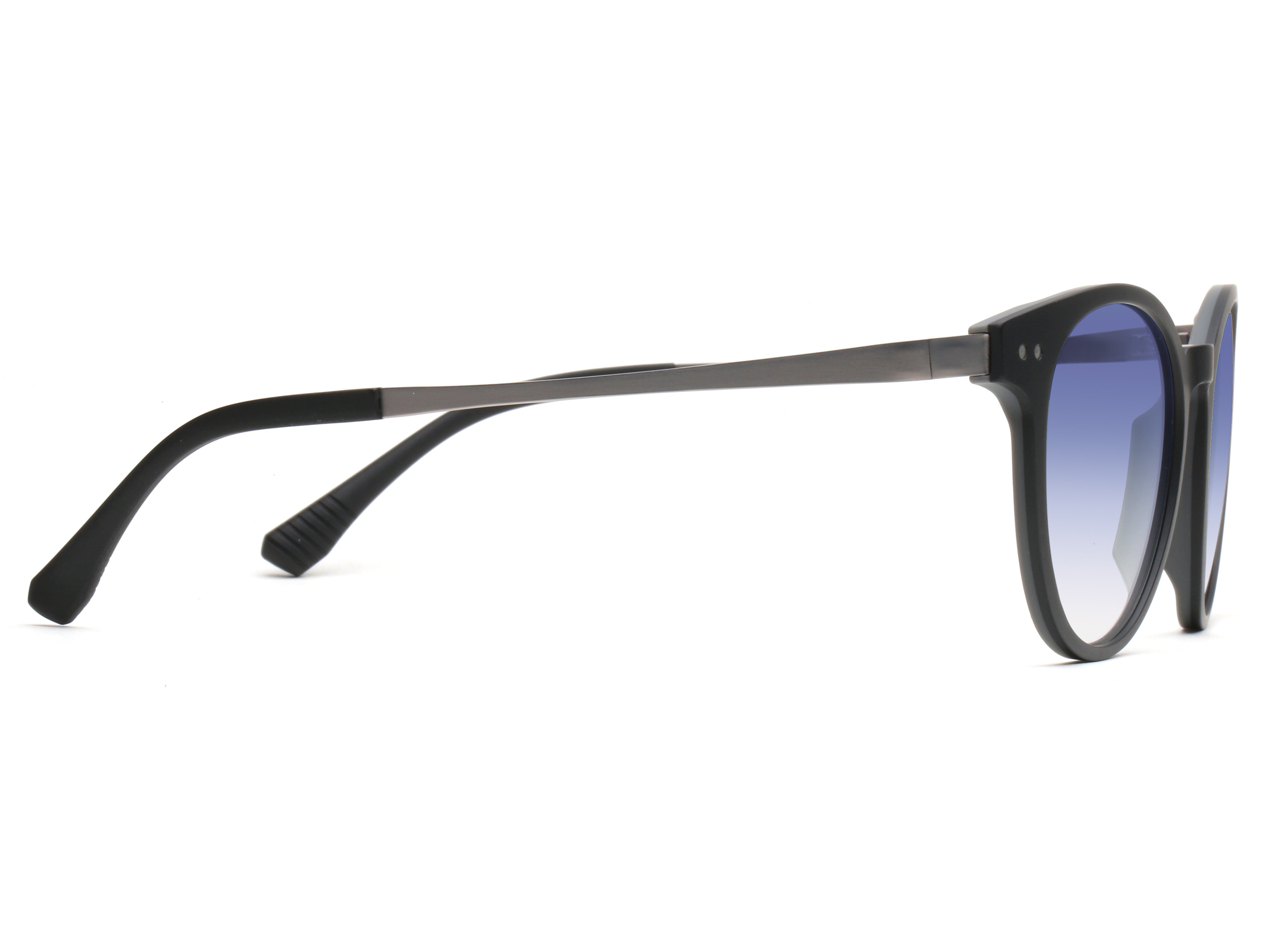 Photochromic sunglasses lens