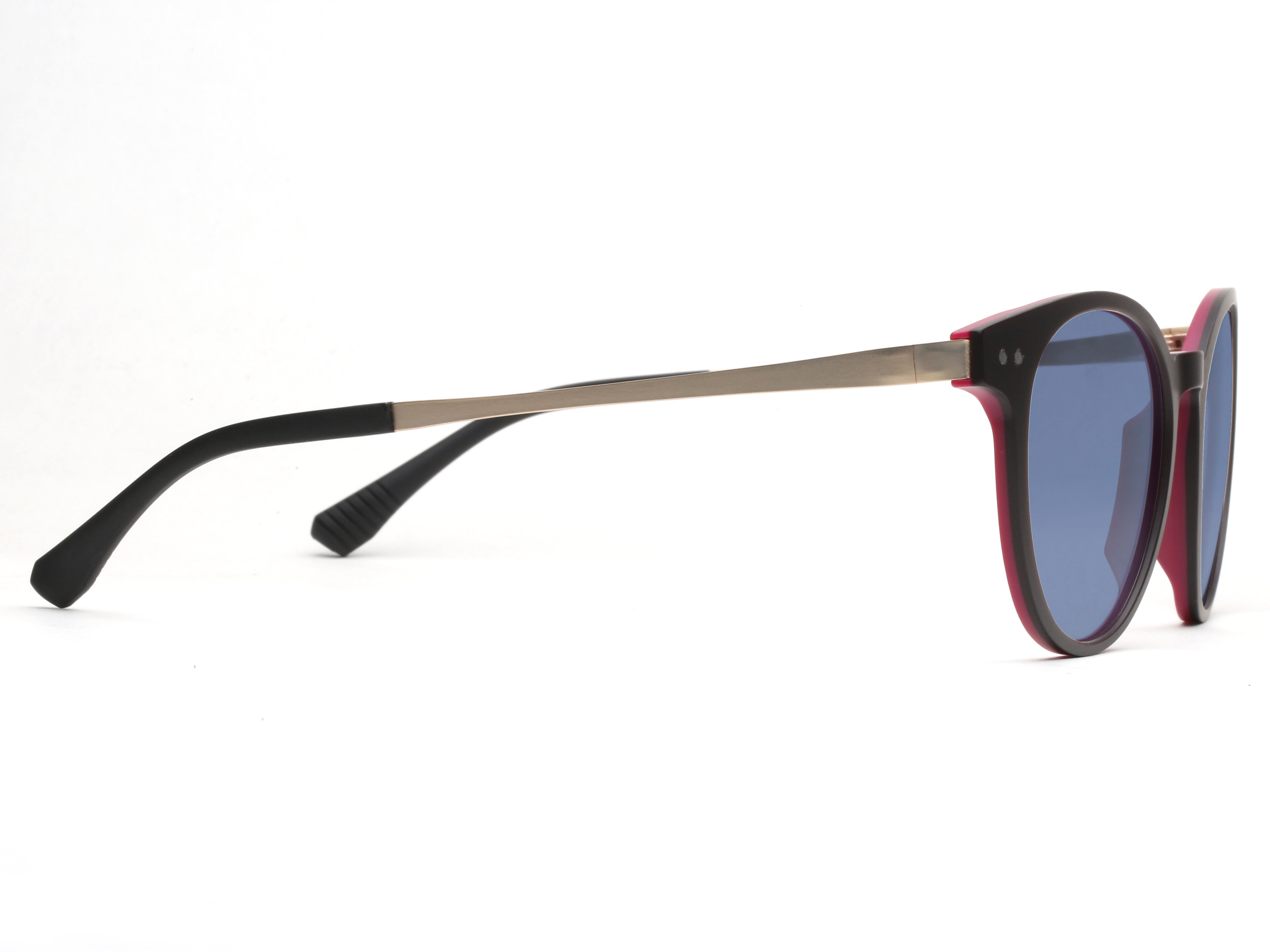 Photochromic sunglasses lens